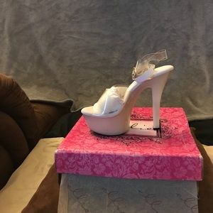💕2/$80 Ellie Glow in the Dark 6” Heels